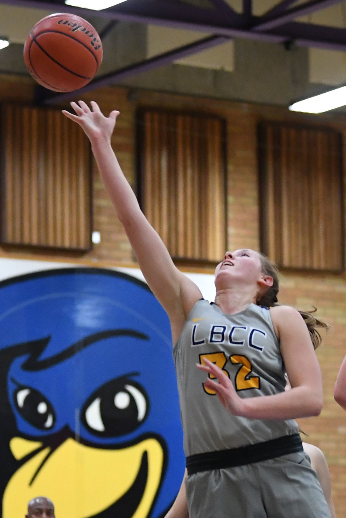 122019-dh-gallery108-spt-lbcc womens bb-leonn.JPG